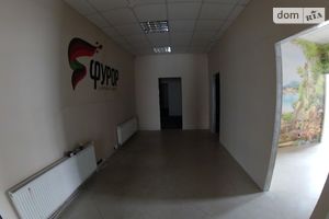 Сдается в аренду помещения свободного назначения 136 кв. м в 3-этажном здании