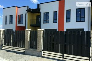 Продается дом на 2 этажа 150 кв. м с бассейном