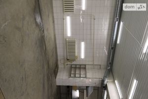 Здається в оренду бокс в гаражному комплексі під вантажівку / автобус на 80 кв. м