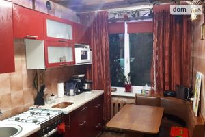 Продається 2-кімнатна квартира 46 кв. м у Дніпрі