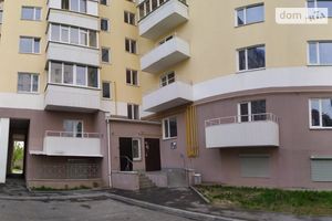 Продается 5-комнатная квартира 153 кв. м в Чернигове