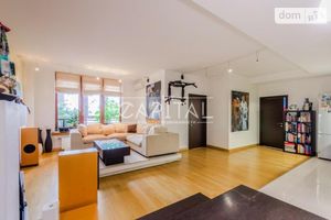 Продается 3-комнатная квартира 101 кв. м в Киеве