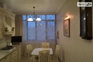 Продается 2-комнатная квартира 90 кв. м в Одессе