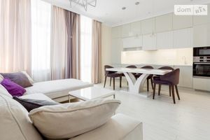 Сдается в аренду 4-комнатная квартира 120 кв. м в Киеве