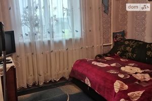 Продається 3-кімнатна квартира 45 кв. м у Хмельницькому