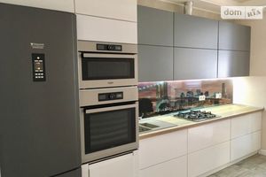 Продається 1-кімнатна квартира 58.4 кв. м у Одесі