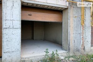 Продается бокс в гаражном комплексе под легковое авто на 19 кв. м