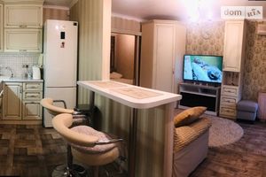 Продається 1-кімнатна квартира 38 кв. м у Полтаві