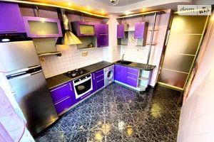 Продається 2-кімнатна квартира 58 кв. м у Дніпрі