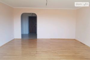 Продается 2-комнатная квартира 81 кв. м в Тернополе