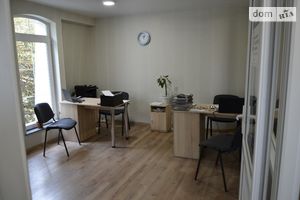 Продається офіс 54 кв. м в торгово-офісному центрі