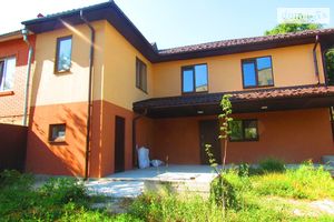 Продается дом на 2 этажа 110 кв. м с бассейном
