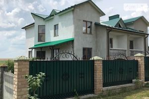Продается часть дома 219 кв. м с верандой