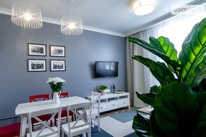Продается 3-комнатная квартира 105.4 кв. м в Ужгороде