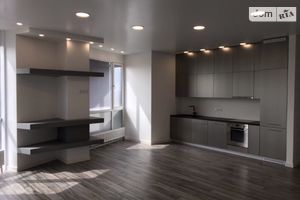 Продается 2-комнатная квартира 83 кв. м в Днепре