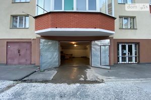 Продается бокс в гаражном комплексе под легковое авто на 52 кв. м