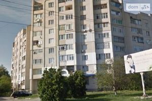 Продається 3-кімнатна квартира 64.7 кв. м у Переяславі-Хмельницькому