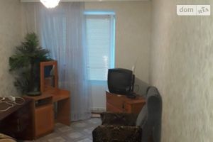 Продается 4-комнатная квартира 74 кв. м в Хмельницком