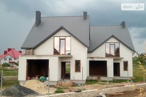 Продается дом на 2 этажа 210 кв. м с подвалом