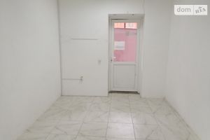 Продается офис 75 кв. м в нежилом помещении в жилом доме