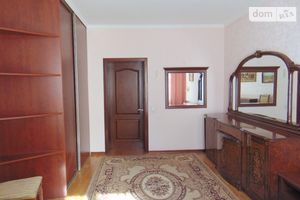 Продается 4-комнатная квартира 180 кв. м в Виннице