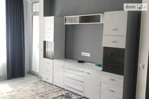 Здається в оренду 3-кімнатна квартира 83.7 кв. м у Тернополі