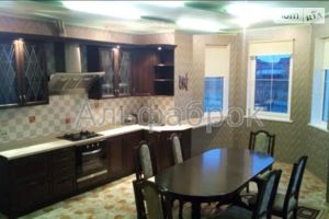 Продается дом на 2 этажа 260 кв. м с камином