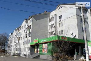 Продается 3-комнатная квартира 102 кв. м в Василькове