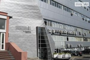Продається приміщення вільного призначення 90 кв. м в 5-поверховій будівлі