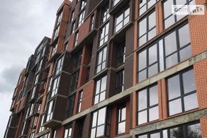 Продается 1-комнатная квартира 44 кв. м в Черновцах