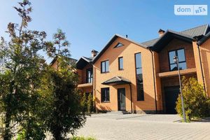 Продается дом на 2 этажа 135 кв. м с камином