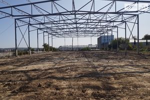Здається в оренду будівля / комплекс 1300 кв. м в 1-поверховій будівлі