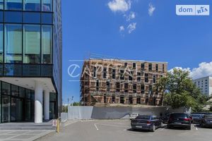 Сдается в аренду помещения свободного назначения 326 кв. м в 4-этажном здании