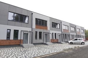Продається будинок 2 поверховий 87.05 кв. м з подвалом