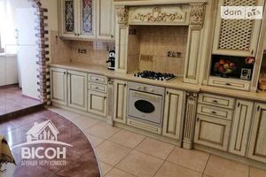 Продается 4-комнатная квартира 140 кв. м в Тернополе