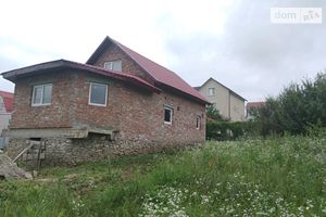 Продається будинок 2 поверховий 90 кв. м з бесідкою