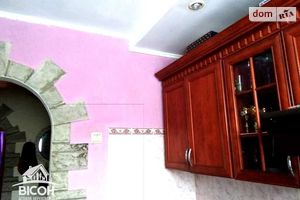 Продается 3-комнатная квартира 60 кв. м в Тернополе
