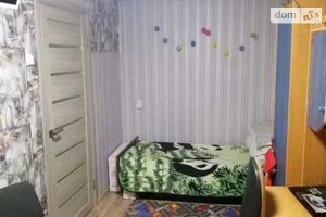 Продается 2-комнатная квартира 43 кв. м в Полтаве