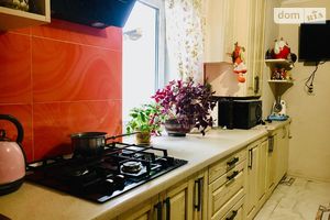 Продается дом на 2 этажа 130 кв. м с садом