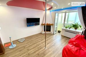 Продается 3-комнатная квартира 70 кв. м в Николаеве