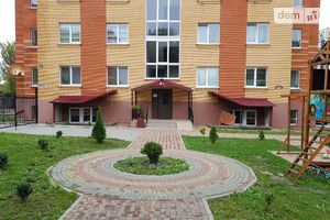 Продается 4-комнатная квартира 131.8 кв. м в Хмельницком