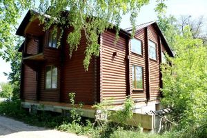 Продается помещения свободного назначения 400 кв. м в 2-этажном здании
