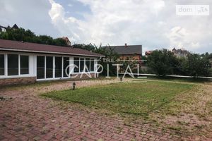 Продается 6-комнатная квартира 723 кв. м в Киеве