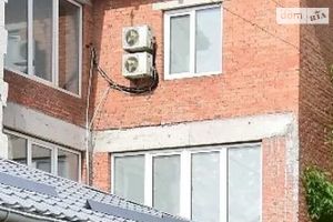 Продается дом на 3 этажа 330 кв. м с верандой
