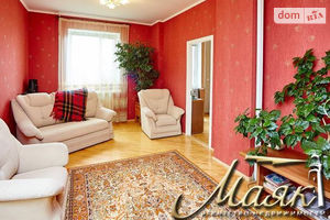 Продается дом на 2 этажа 120 кв. м с мансардой