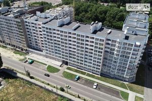 Продается 1-комнатная квартира 99.3 кв. м в Чернигове