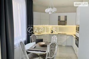 Сдается в аренду 3-комнатная квартира 80 кв. м в Киеве