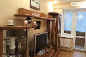 Продається 2-кімнатна квартира 83 кв. м у Вінниці