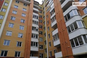 Продается 3-комнатная квартира 78 кв. м в Тернополе