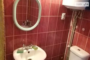 Продается 3-комнатная квартира 81 кв. м в Жмеринке